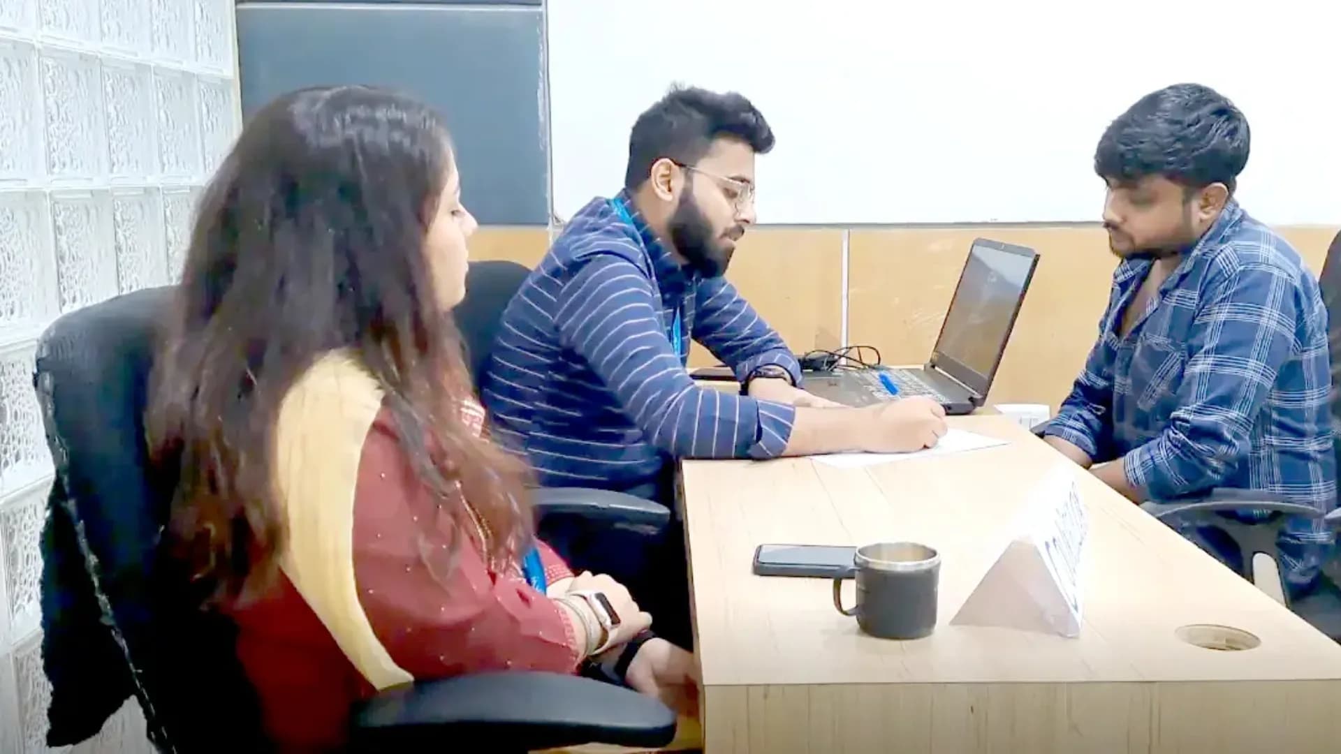 Students in training and placement discussion
